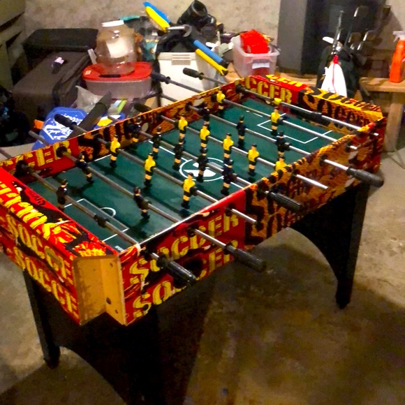 SPORTCRAFT fools ball table in mint condition!!